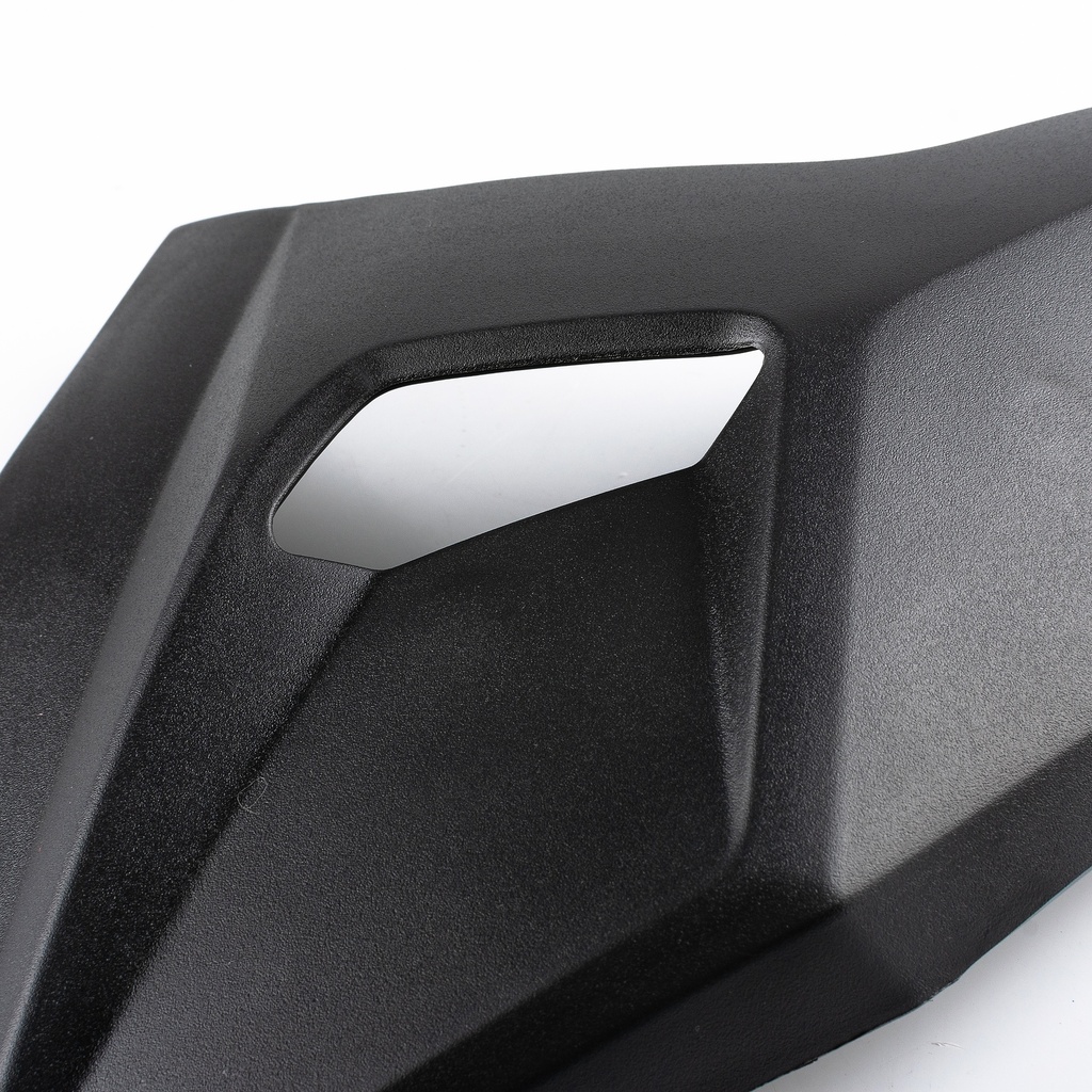 CUBIERTA GUIA AIRE INF IZQ