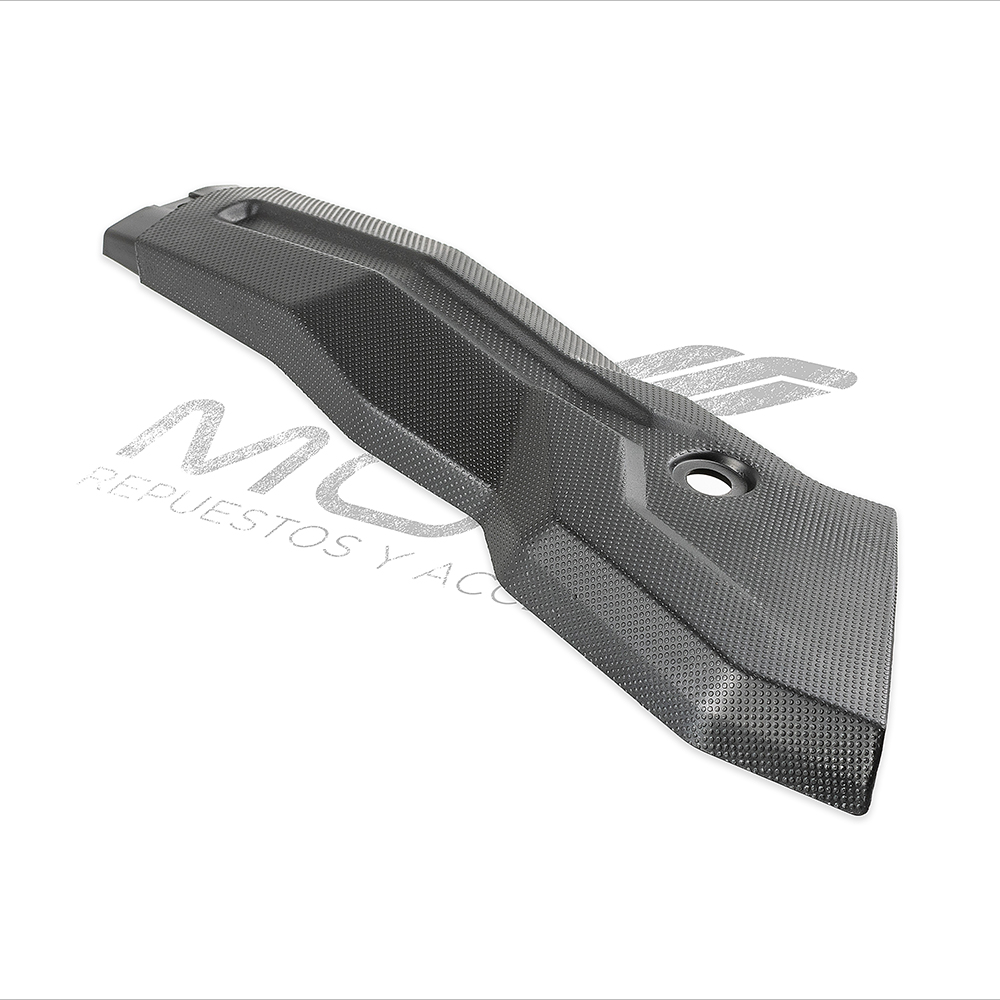 CUBIERTA SOPORTE SALPICADERA IZQ