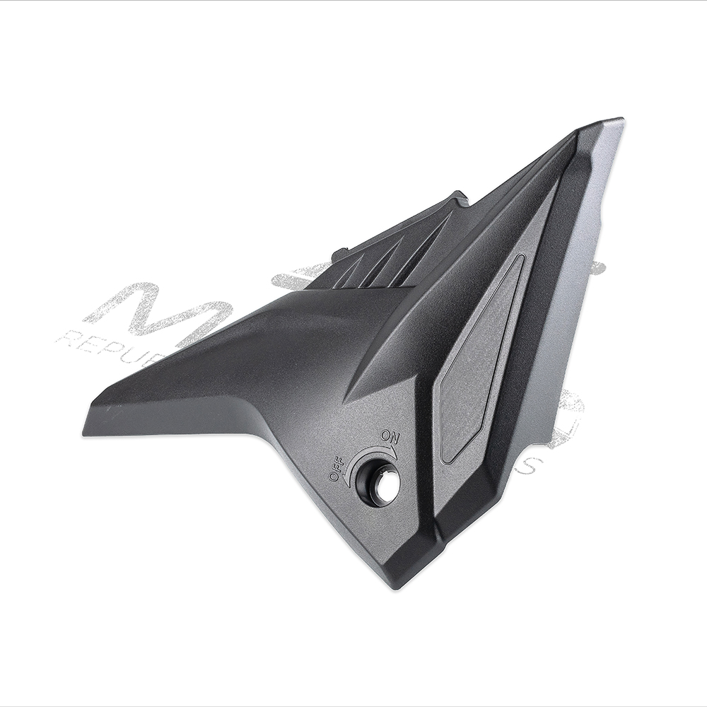 CUBIERTA LAT IZQ NEGRO MATE