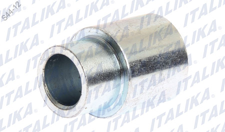 ESPACIADOR EJE TRASERO DER