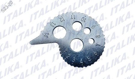 [F02030442] AJUSTADOR CADENA IZQ