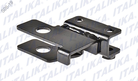 [F02030492] SOPORTE GUIA SALPICADERA TRAS IZQ