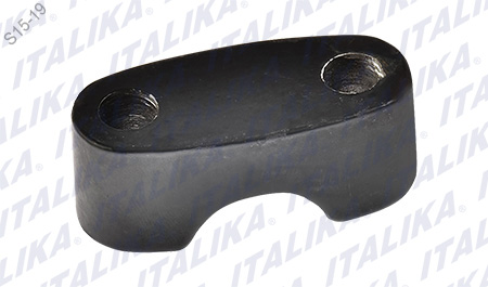 [F10040220] ABRAZADERA INF MANUBRIO